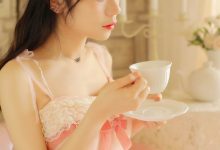 蕾丝美女性感诱人美女模特写真-亿套图