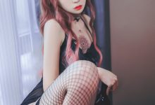 [Cosplay]疯猫ss -黑色吊带袜 [39P]-亿套图