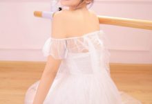 白纱美女蕾丝透视性感诱人写真-亿套图
