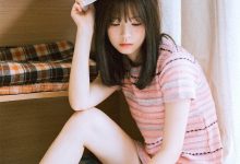 大长腿美女卧室性感诱惑写真图片-亿套图