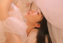 蕾丝美女大胆透视真空诱惑写真-亿套图