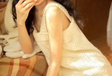 90后性感美女纤细修长美腿极品写真图片-亿套图