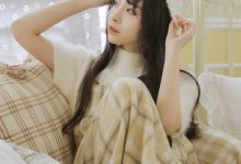 清新日系美女温婉迷人写真图片-亿套图
