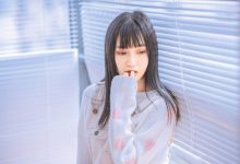 轻熟少女卧室性感撩人写真图片-亿套图