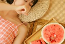 小清新美少女吊带衫私房图片-亿套图