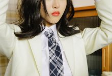 纯情制服美女大学生诱惑性感图片-亿套图