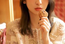清新文艺美女白皙养眼写真图片-亿套图