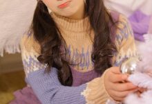 可爱双马尾少女养眼俏皮写真图片-亿套图