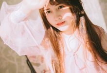 花房姑娘唯美蕾丝美女性感图片-亿套图