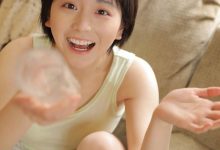 元气美女清新随性居家写真图片-亿套图