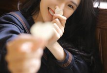 画室美女学生妹性感制服诱惑写真-亿套图