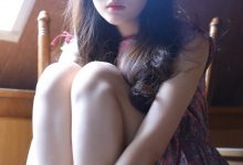 极品美女碎花连衣裙丰满性感写真-亿套图