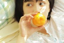 日系短发美女白皙美腿清新写真图片-亿套图