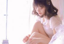 蕾丝美女性感白丝袜美腿写真图片-亿套图