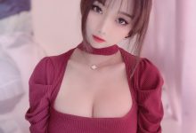 白嫩美少女鬼畜瑶 - 红色毛衣 [50P2V-102MB]-亿套图