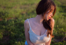 [YALAYI雅拉伊]2021.09.19 NO.841 跋山涉水 香草[33+1P／179MB]-亿套图