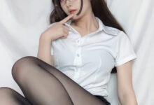 白露很白 - OL教室 [84P2V-234MB]-亿套图
