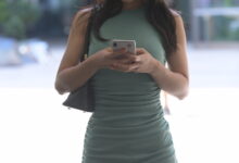 都市丽人浅绿色包臀裙女生[483P+V/11.5G]-亿套图