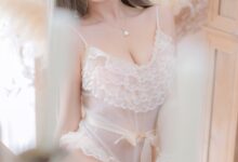 Coser小姐姐过期米线线喵 Vol.129 凡尔赛公主 [52P-79MB]-亿套图