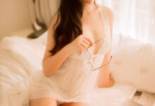 [YALAYI雅拉伊]2022.03.11 NO.908 闺秀 水月沙子[42+1P／283MB]-亿套图