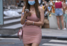 都市丽人粉色连体裙美女 [126P+1V-5.03G]-亿套图