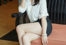 [IESS异思趣向] 2021.11.03 丝享家964：小婕《沙发上的佳人》[100P／116MB]-亿套图