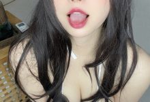 次屁啦 - NO.05 学姐大胆三点式 [30P-93MB]-亿套图