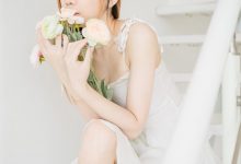 [YALAYI雅拉伊]2022.12.03 NO.989 白衣丽人 夜夜[44+1P／267MB]-亿套图