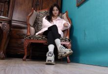[A&F]丝足视频 052-小美女Xixi展示她的性感39码大脚 [1V-3.11G]-亿套图
