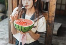 [YITUYU艺图语]2022.07.21 夏天的甜 兔子Zzz不吃胡萝卜[25+1P／153MB]-亿套图