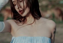 [YITUYU艺图语]2022.09.15 穿梭在牛群中，与牛共舞 姝雯同学[42+1P／325MB]-亿套图