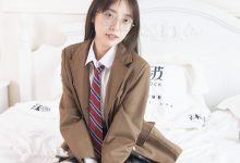 [BoBoSocks袜啵啵]NO.370 稚予-板鞋、白棉袜、灰色棉船袜[140P+1V／5.48GB]-亿套图