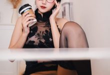 不呆猫-黑旗袍过膝袜御姐[42P-100MB]-亿套图