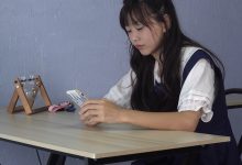 南国足艺 NO.022-静儿打扮的非常漂亮，脱掉公主鞋棉袜放松美脚[1V-2.47G]-亿套图