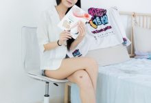 物恋传媒 No.2376 菜菜-三双鞋子、过膝白丝、过膝肉丝、过膝黑丝 [155P1V-3.92GB]-亿套图