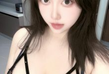 微密圈-爱喝牛奶的墩墩[黑色情趣衫[19P+11V-101MB]-亿套图