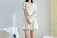 物恋传媒 No.2543 菜菜-高跟鞋、蕾丝短黑丝、裸足、银色脚链 [150P1V-3.68GB]-亿套图
