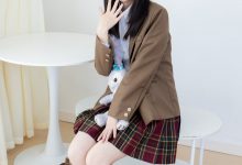 物恋传媒 No.2567 萌萌-短靴、白棉袜、裸足、jk制服 [150P1V-3.61GB]-亿套图