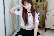 物恋传媒 No.2582 面面-板鞋、纯白棉袜、裸足 [150P1V-3.89GB]-亿套图